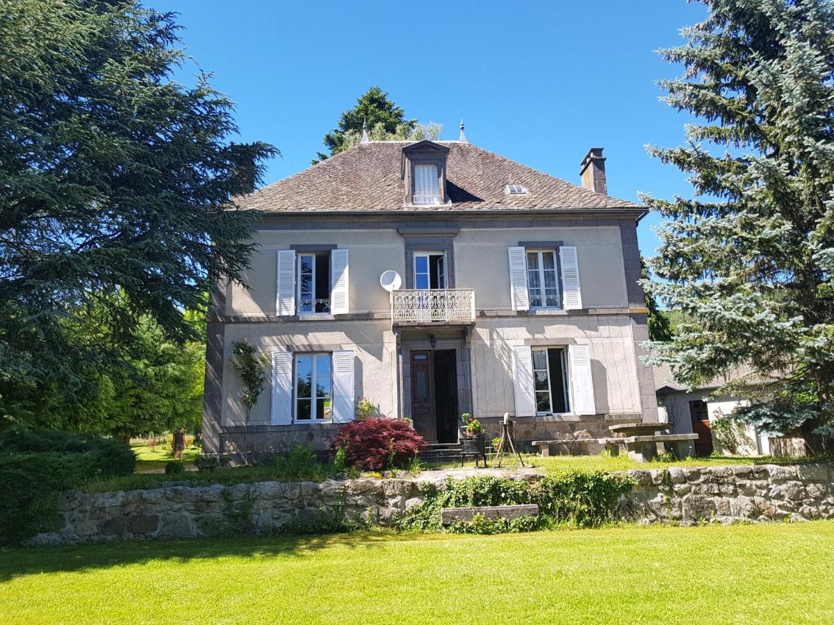 Bed and Breakfast Domaine Les Pradets La Bourboule Exteriér fotografie